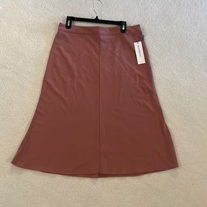 Liz Claiborne mauve color size 10 NWT. A-line, back zipper, no slits, no pockets